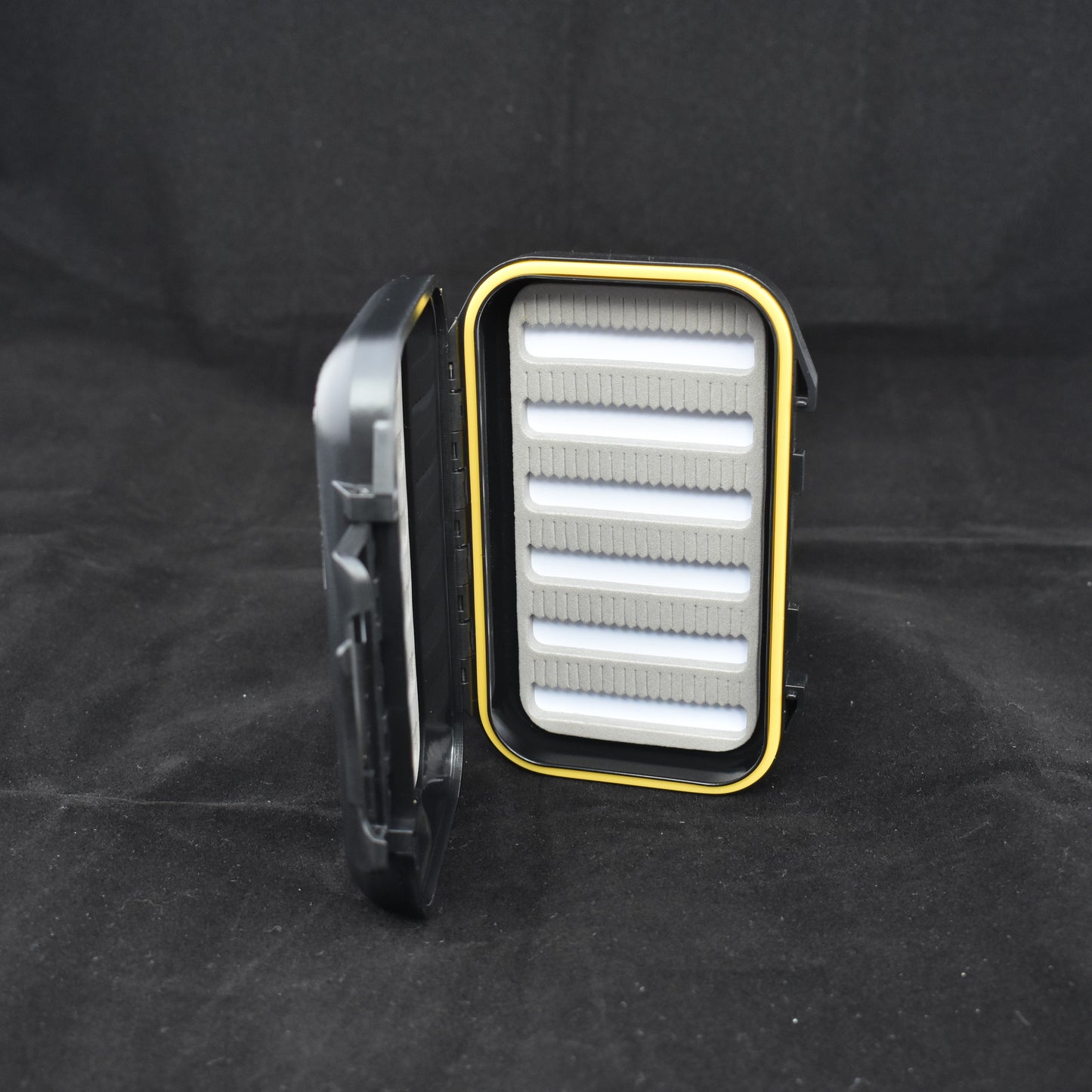 Small Fly Box, Water tight sure grip 5.5x3.5x1.25