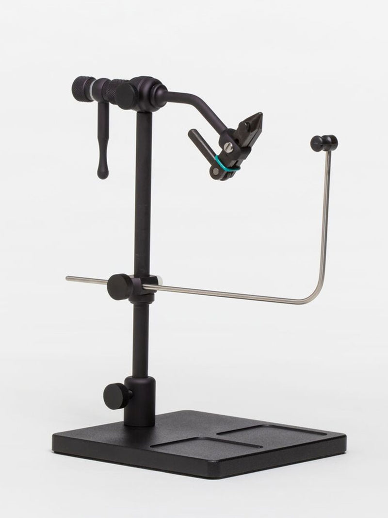 Traveler 2300 Vise w/Streamer pedestal base and mil clip