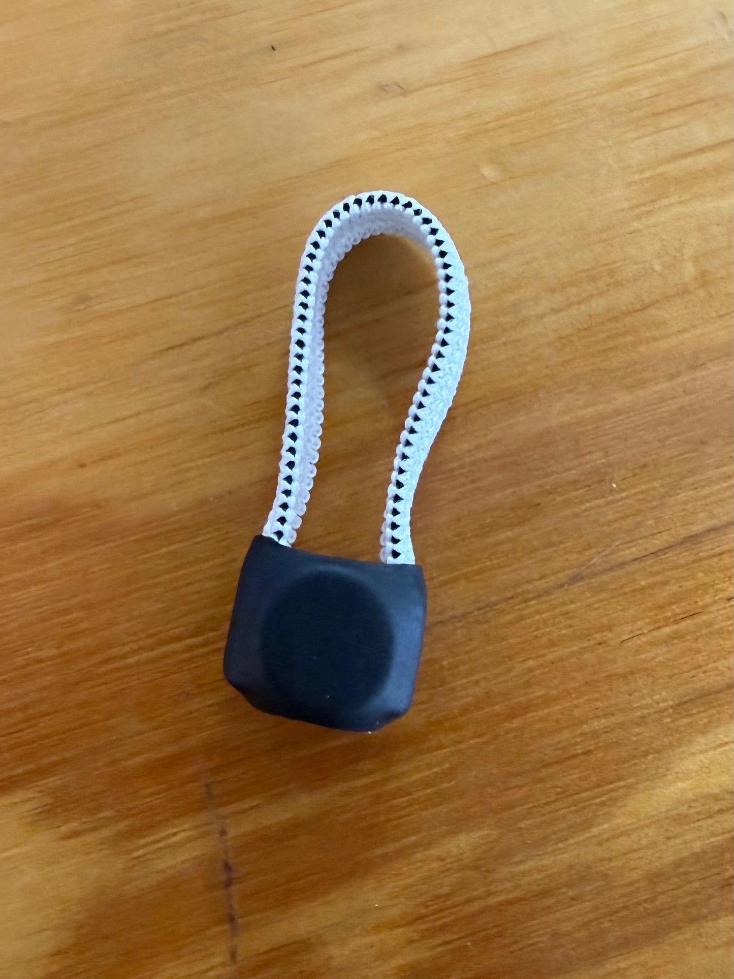 Gramp's Fly Fishing Spool Thread Retainer